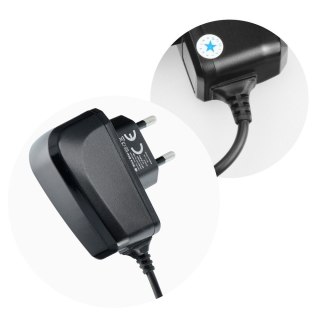 Ładowarka sieciowa do telefonu Blue Star Lite 1A 5W z kablem Micro USB TFK-TC-1095B czarna