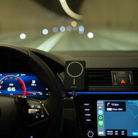 Spacecase Car Holder MagCharge WM1B black